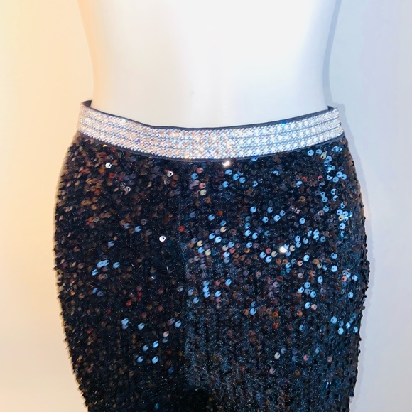 Sequins black and stone fitted pants - Picture 5 of 5